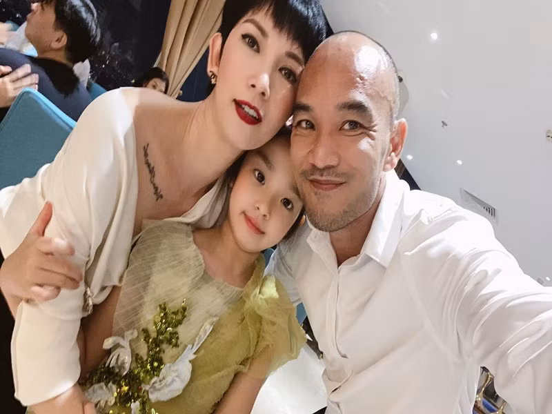 Xuân Lan từng chia sẻ, khi biết cô và Ngọc Lâm hẹn hò, Việt Hương nói rằng cô trúng số vì Ngọc Lâm là một người đàn ông rất tốt và nếu cô lấy được Ngọc Lâm thì sẽ hạnh phúc cả đời.