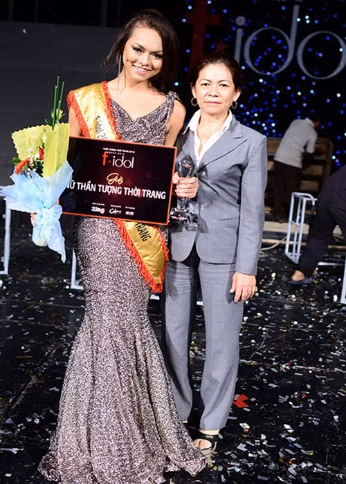 Trước Rap Việt, Mai Ngô tham gia không ít cuộc thi. Năm 2012, cô giành ngôi vị cao nhất cuộc thi Nữ thần tượng Thời trang - Quán quân F-Idol. Ảnh: Người đưa tin