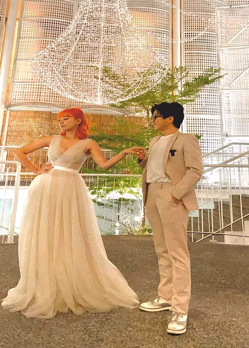 Kenji còn phẫu thuật cắt ngực vào tháng 10/2020 vì tình yêu dành cho Lan Trinh.