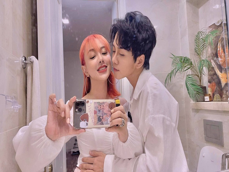 Trước Kenji, Lan Trinh chưa từng công khai bất kỳ mối tình nào.