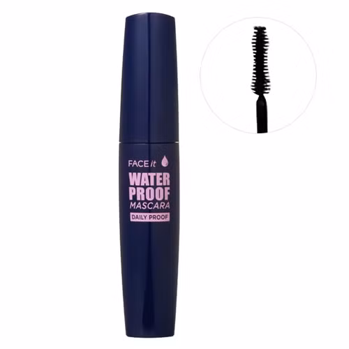 Mascara chống thấm nước Face It Water Proof Mascara The Face Shop, 240.000đ. Sản phẩm được sản xuất với thành phần từ thiên nhiên, bổ sung dưỡng chất mà không gây kích ứng mắt. Công dụng vượt trội là khả năng làm dày, dài, đen mi và không thấm nước. Thiết kế đầu cọ đặc biệt không gây lem, vón cục hoặc làm nặng mi. Bạn có thể dễ dàng tẩy và làm sạch với nước ấm và tẩy trang chuyên dụng cho vùng mắt.