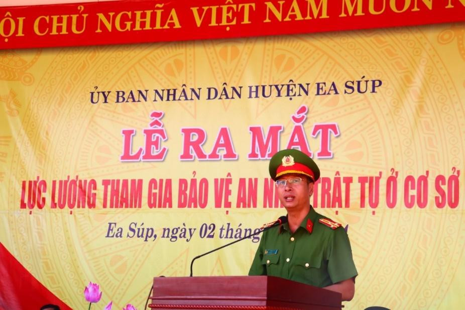 Ra mat luc luong bao ve ANTT o co so tai huyen Ea Sup-Hinh-3
