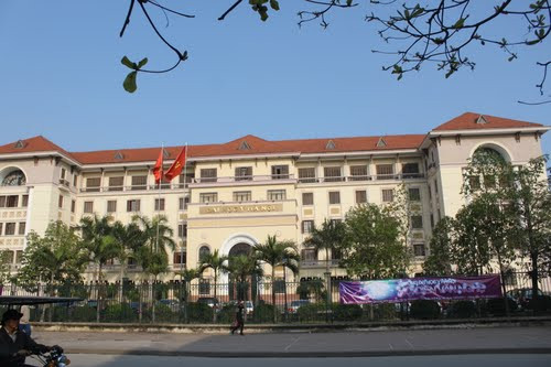 Dai hoc Y Ha Noi cong bo to hop mon xet tuyen dai hoc