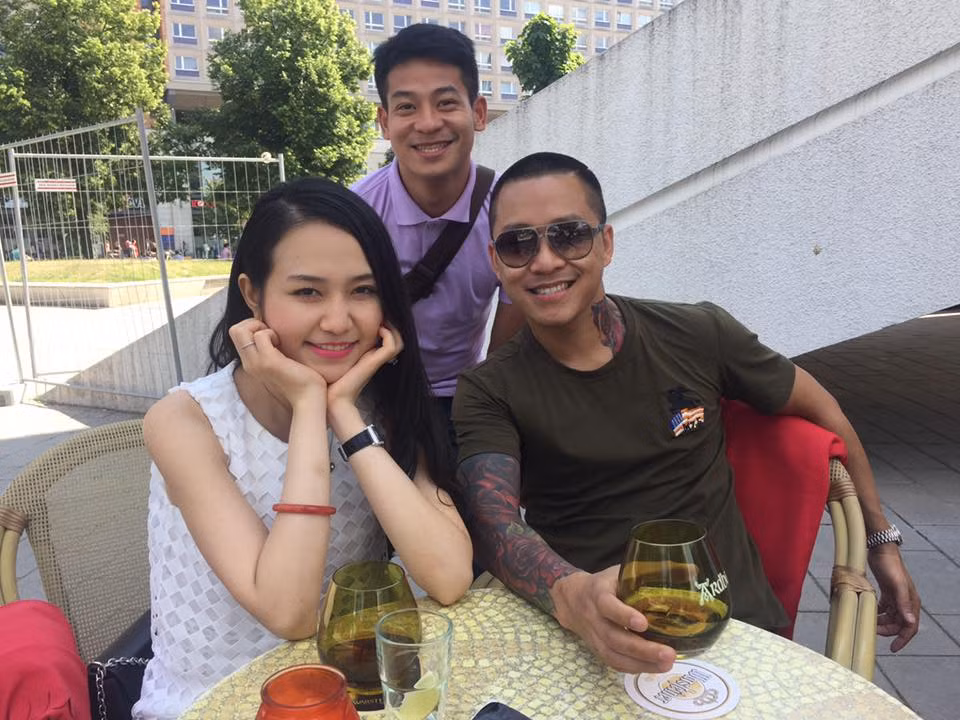 Sau đó Tuấn Hưng sẽ trở về Việt Nam chuẩn bị cho vòng liveshow Giọng hát Việt lên sóng.