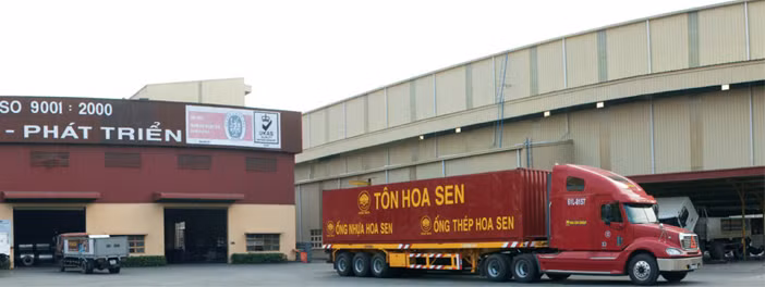 Em ruot Pho Tong Giam doc Tap doan Hoa Sen tiep tuc thoai von