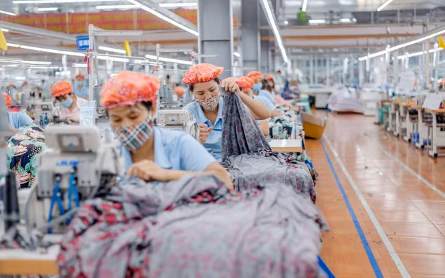 May Song Hong bi kiem toan ngoai tru ve cong no 219 ty voi doi tac My