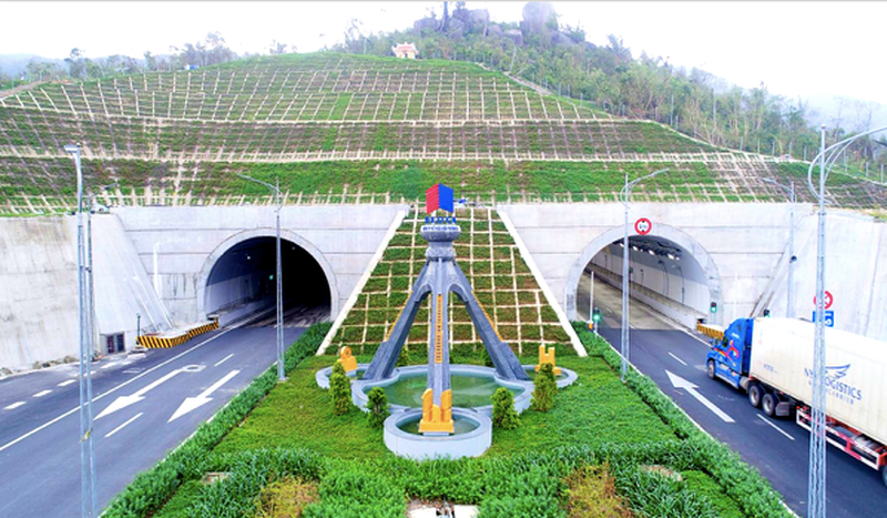 Hải Thạch B.O.T thu về 500 tỷ đồng sau thoái vốn HHV Hai Thach B.O.T thu ve 500 ty dong sau thoai von HHV