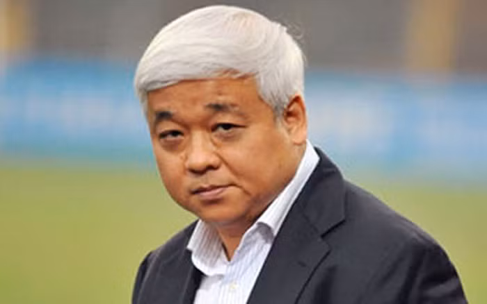 Hon 3,7 trieu co phieu ACB cua bau Kien duoc rao ban de thi hanh an