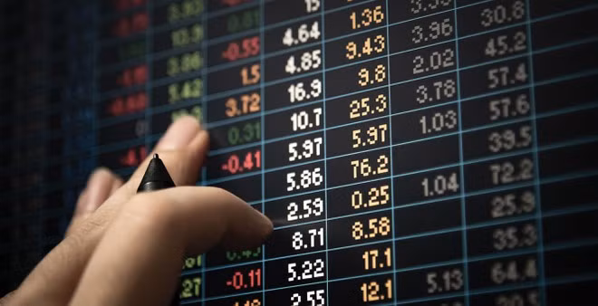 2 ca nhan bi phat do vi pham giao dich co phieu MH3 va SSN