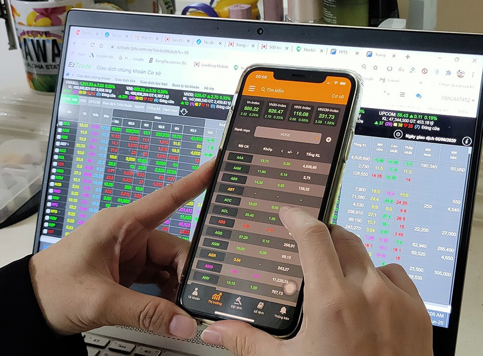 Chứng khoán ngày 30/9: Cổ phiếu nào được khuyến nghị? Chung khoan ngay 30/9: Co phieu nao duoc khuyen nghi?
