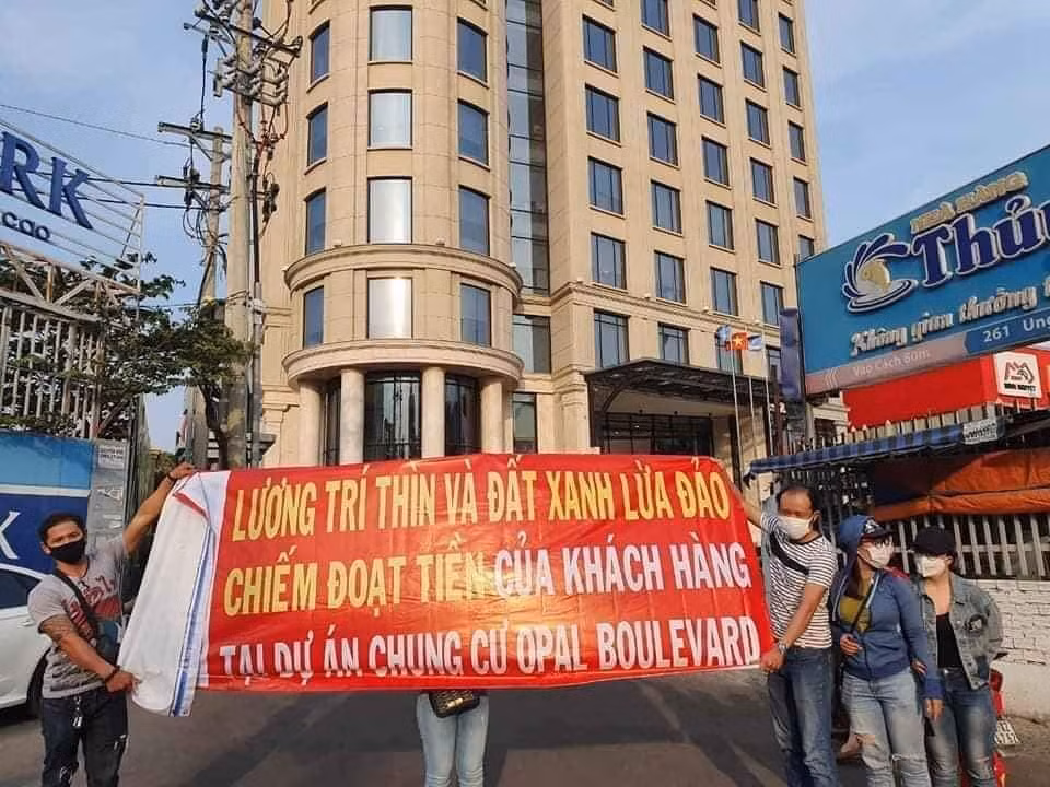 “Suc khoe” tai chinh cua chu dau tu du an Opal Boulevard dinh nhieu lum xum