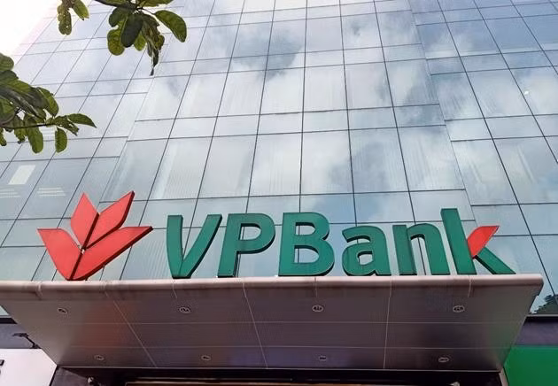 Sep VPBank muon gom them 350.000 co phieu VPB