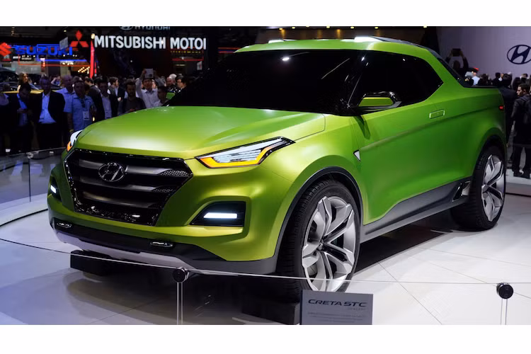 Có vẻ như Hyundai hiện tại đang tìm cách để "lấn sân" vào thị trường xe bán tải trên toàn cầu. Vào đầu năm ngoái, hãng đã từng trưng bày một chiếc bán tải cỡ trung với tên gọi Santa Cruz và mới đây nhất, mẫu bán tải mini Hyundai Creta STC dựa trên dòng Creta bình thường đã được trưng bày tại triển lãm Sao Paolo ở Brazil.