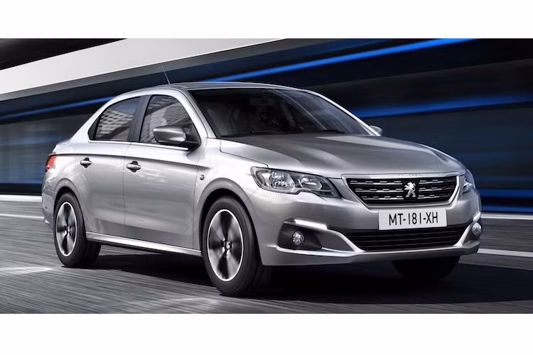 Phiên bản động cơ xăng còn lại có dung tích 1.6 lít, sản sinh 115 mã lực/150 Nm và đi kèm với hộp số sàn 5 cấp hoặc tự động 6 cấp. Những lựa chọn động cơ diesel của xe gồm 1.6L BlueHDi 100 mã lực và 1.6L HDi 92 mã lực. Các trang bị an toàn của 301 gồm túi khí trước cùng hai bên, ABS, ESP, hỗ trợ phanh khẩn cấp và hệ thống theo dõi áp suất lốp.