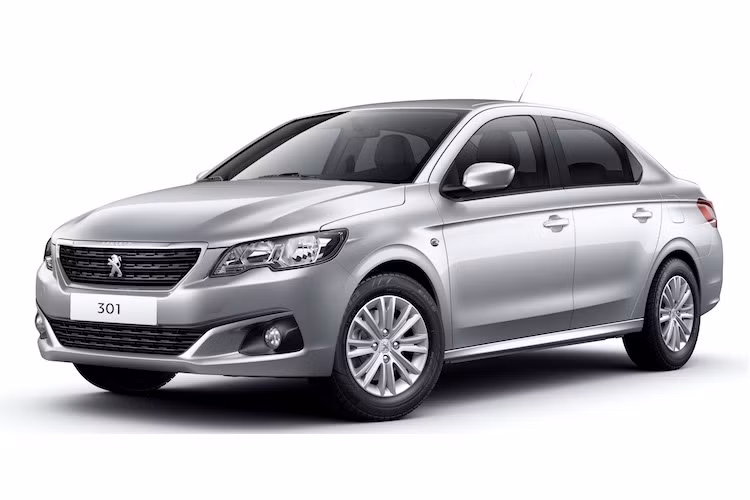 Với phiên bản 2017, Peugeot 301 có 2 phiên bản diesel và 2 bản động cơ xăng. Phiên bản động cơ xăng rẻ nhất sẽ có động cơ 1.2l 4 xi-lanh với công suất 82 mã lực và mô-men xoắn cực đại 118 Nm, đi kèm với hộp số sàn 5 cấp.