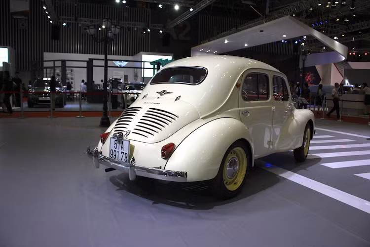 Chiếc xe của ông Phạm Xuân Ẩn ngày nay đã được phục chế một cách hoàn hảo, đăng ký lại biển trắng và có thể lưu thông bình thường ngoài đường công cộng như những chiếc ôtô mới khác.