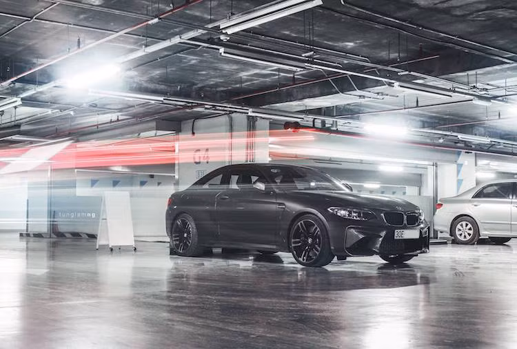 Tại thị trường Việt Nam, BMW M2 hiện nay đang được phân phối chính hãng với mức giá 2,998 tỷ đồng.