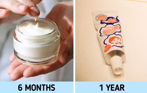 Kem dưỡng. Sử dụng các loại kem dưỡng, ngoài hạn sử dụng ghi trên bao bì, bạn nên chú ý đến thời gian mở hộp. Cụ thể, tuýp kem sau khi mở có thể dùng tối đa 1 năm. Trong khi đó, kem đựng trong hũ chỉ nên dùng trong vòng 6 tháng. Quá trình sử dụng, vi khuẩn từ tay có thể thâm nhập vào chất kem, khiến chúng dễ hỏng hơn.