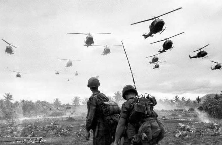 Ngoài ra còn có một vài trường hợp đặc biệt khác như những chiếc UH-1N với hai chiếc được điều tới chiến trường Việt Nam và cả hai chiếc đều bị bắn hạ, tuy nhiệt không có thiệt hại về người. Nguồn ảnh: Daily.