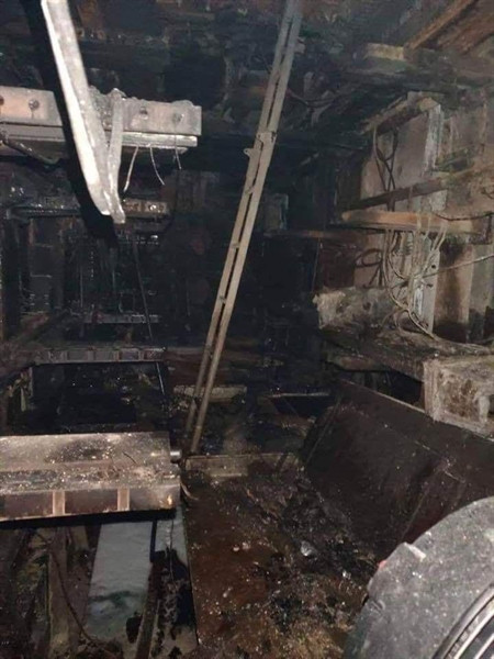 Căn cứ vào những hình ảnh được công bố cho thấy vụ cháy đã khiến toàn bộ phần thân tàu ngầm hạt nhân La Perle cháy rụi chỉ còn mỗi phần khung thân và gần như không thể phục hồi.