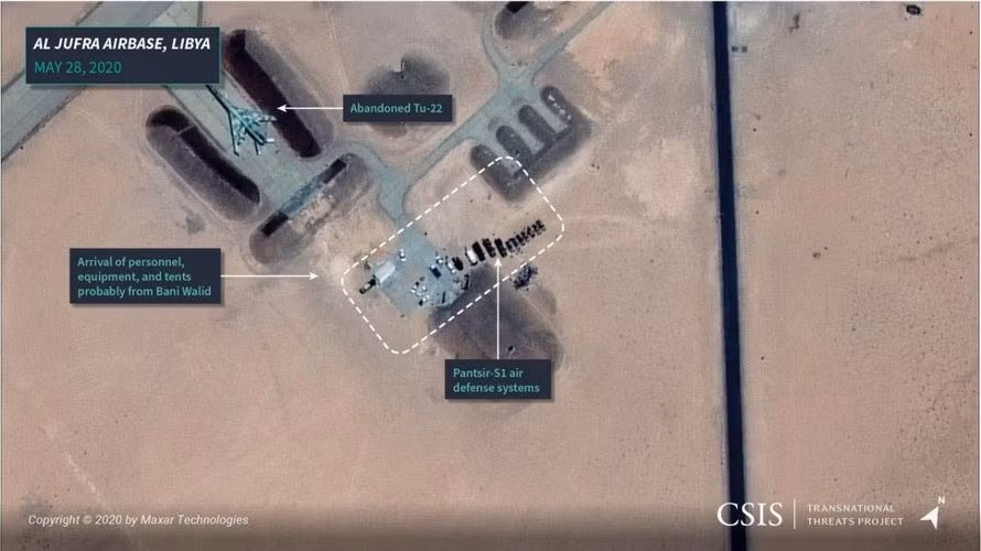 Chiếc máy bay ném bom Tu-22 trên được xác định là bị bỏ hoang trong tình trạng hư hỏng, tuy nhiên cho đến gần đây báo chí tin rằng tất cả các máy bay ném bom loại này đã bị phá hủy.