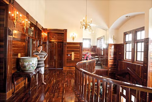 Đây là chốn nghỉ ngơi của anh cùng gia đình, đồng thời là nơi anh và bạn bè giao lưu sau những bộn bề của cuộc sống thường nhật cũng như giải tỏa những căng thẳng trong công việc - Ảnh nguồn: Lê Như/Lifestyle.