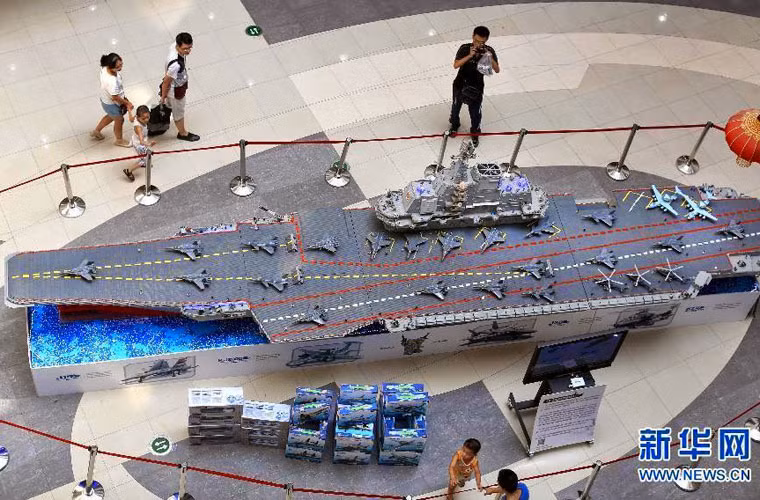 Theo các nguồn tin, Type 001A sẽ có hình dáng và công nghệ y hệt Liêu Ninh trong khi đó chiếc thứ hai Type 002 sẽ sở hữu máy phóng thủy lực cho phép triển khai máy bay cánh bằng trang bị hệ thống chỉ huy và cảnh báo sớm đường không.