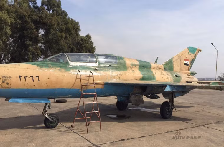 Mới đây hôm 4/10, một chiếc MiG-21bis của Không quân Syria đã bị bắn hạ ở Tây Bắc Hama, gần ngôi làng Kafr Nabuda.