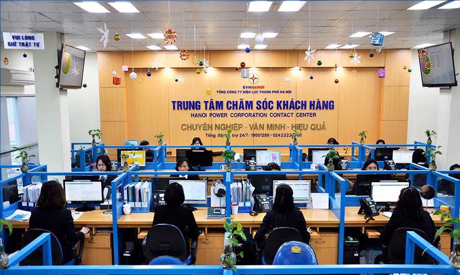 Trung tâm Chăm sóc khách hàng của EVN HANOI.