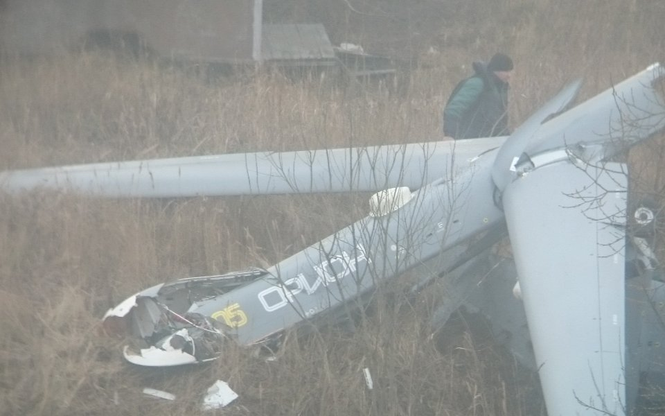 Theo ghi nhận tại hiện trường, một chiếc UCAV Orion đã bị rơi tại Ryazan gần khu chung cư, ngay gần đường giao thông, rất may là không có thương vong.