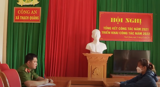 Tuy nhiên, triệu tập đối tượng Vuông lên để làm việc, bà ta khai có gặp chị T. vào ngày 28/1, đồng thời thông tin thêm về một số đối tượng khác, nhưng dù có dấu hiệu khả nghi, CQĐT cũng chưa có căn cứ cụ thể nên đã cho bà này về.