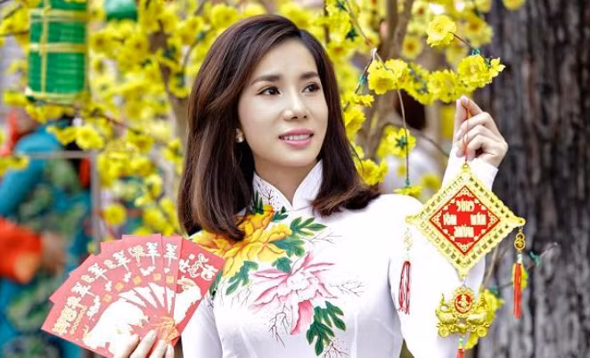 Đáng chú ý, khi anh T. trình báo sự việc không hề nghĩ bạn gái Kỳ Anh là người đã đánh tráo đồng hồ mà chỉ nghi ngờ người giúp việc trong nhà. Vào cuộc sau khi nhận đơn trình báo, Công an xác định người giúp việc không liên quan đến vụ án nên đã chuyển hướng điều tra, tìm hiểu các mối quan hệ của bị hại. Khi phát hiện trên mạng xã hội Facebook có đăng tải hình ảnh chiếc đồng hồ bị tráo, Công an lần theo manh mối và xác định được kẻ trộm chính là hoa hậu Lã Kỳ Anh. Chiếc đồng hồ Kỳ Anh trộm sau đó đã được thu hồi. 