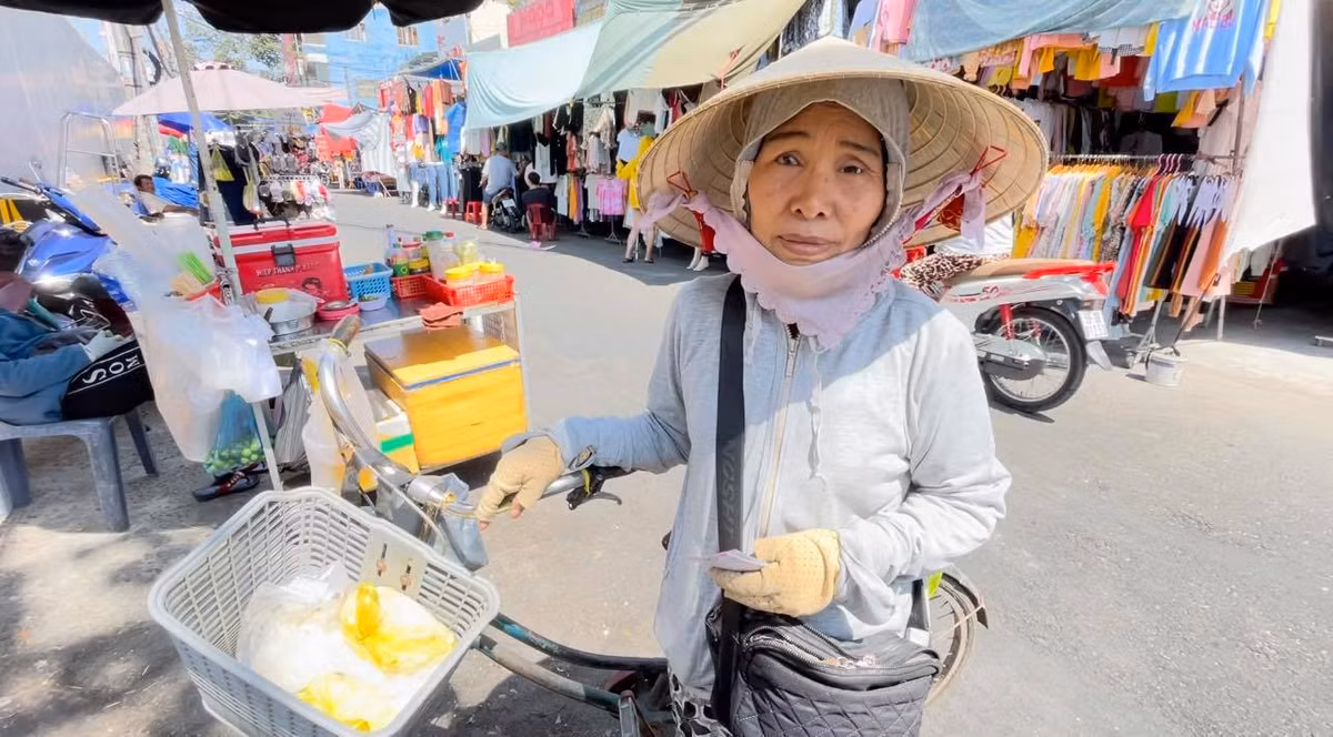 Gap nguoi khuyet tat ban ve so trung doc dac hon 16 ty cho khach-Hinh-3