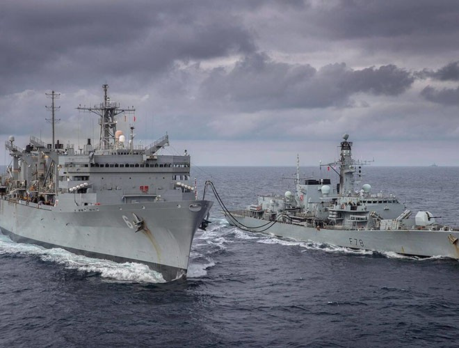 Chuyến đi của 3 tàu khu trục thuộc Hạm đội 6 của Mỹ gồm USS Donald Cook, USS Porter và USS Roosevelt còn có sự tham gia của 1 tàu khu trục Hải quân Hoàng gia Anh, HMS Kent.