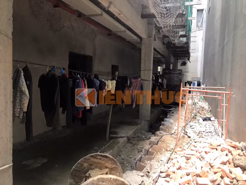 Du an tru so lam viec dien anh Quan doi nhan dan thi cong gay sut lun, nut nha dan-Hinh-6