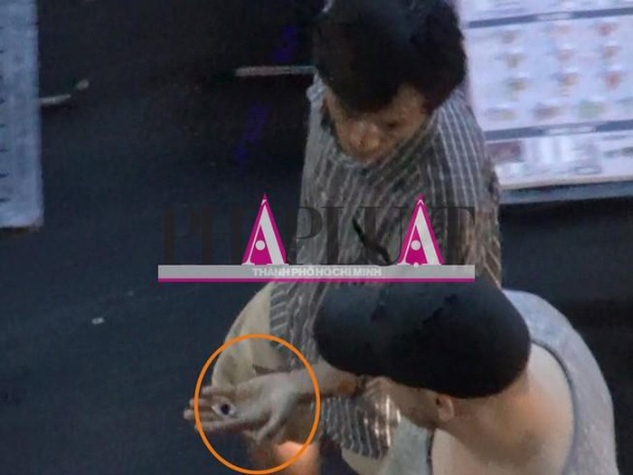 Ngang nhien cuop giat, nghi ban ma tuy o khu Bui Vien-Hinh-2