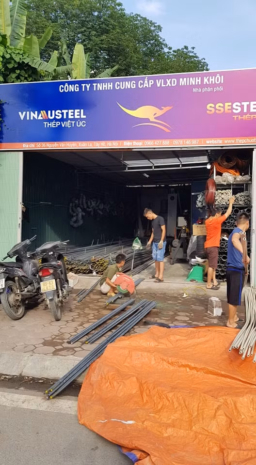 Phuong Xuan La bat luc truoc “ma tran” cong trinh vi pham tren duong Nguyen Van Huyen keo dai?-Hinh-2