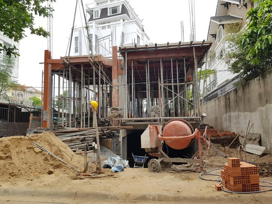 Chu tich Cong ty Tan Hong Uy bi bat: Bao nhieu khach dinh “bay lua“?-Hinh-2