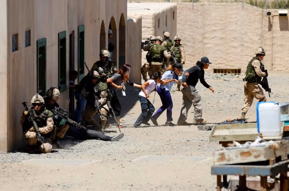 Một hình ảnh trong cuộc tập trận giả định ở Trại Pendleton hôm 11/7.