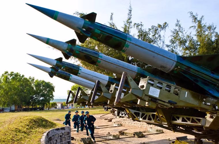 Suc manh Binh chung Ten lua phong khong cua Viet Nam-Hinh-2