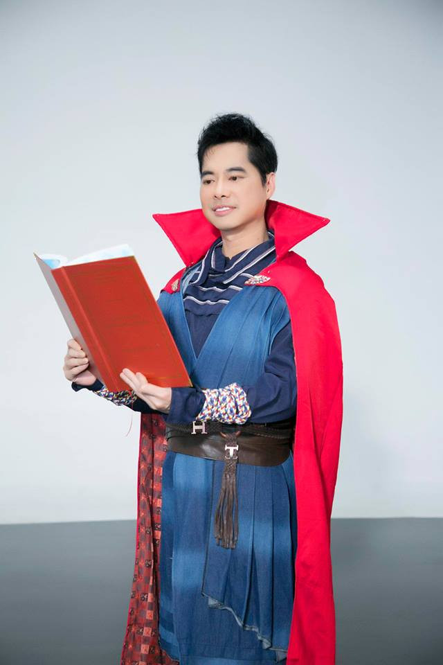 Bình luận "tếu táo" của fan khiến nhiều người nhớ lại chi tiết trong một bài phỏng vấn cách đây 6 năm, nam danh ca từng tiết lộ chuyện đã chi cả triệu USD để mua bảo hiểm trinh tiết đời trai. Giới showbiz Việt có lẽ chỉ có “ông hoàng nhạc sến” Ngọc Sơn mới dám "chịu chi" đến vậy.