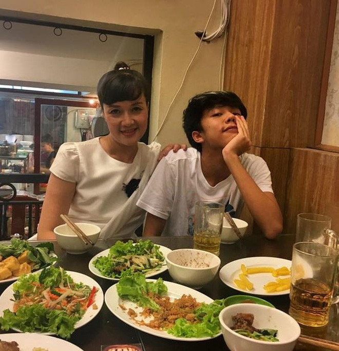 Ít ai biết con trai của Vân Dung năm nay đã 18 tuổi, có tên Long Vũ.