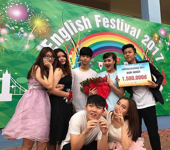 Con trai Vân Dung rất thích theo đuổi nghiệp diễn giống mẹ.