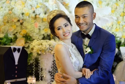 Cuối năm 2014, cặp đôi trai tài gái sắc của showbiz Việt quyết định làm đám cưới sau hơn 1 năm hẹn hò. Ảnh: Zing.