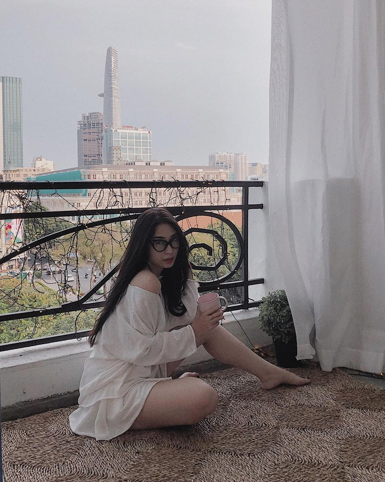 Bạn gái cũ của Ngô Kiến Huy luôn giữ một thái độ làm việc tích cực để tập trung phát triển sự nghiệp riêng