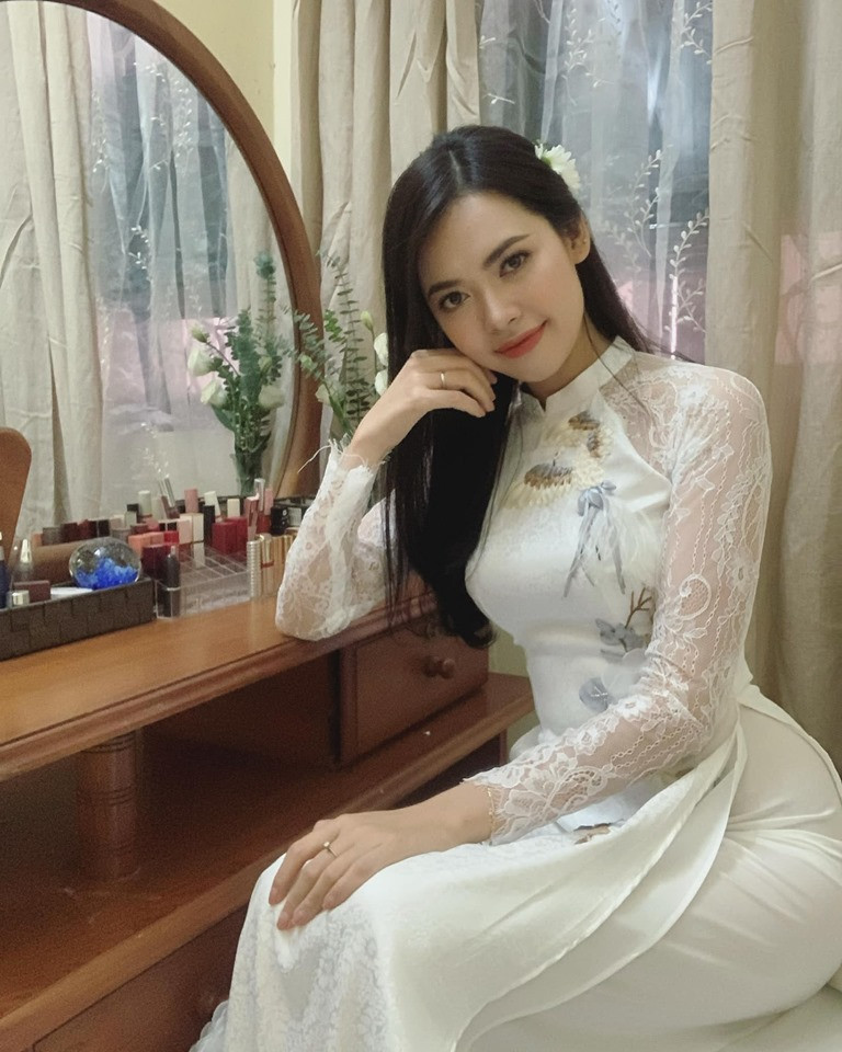 Thanh Hằng cao 1,66m, số đo 3 vòng 86 - 61 - 92. Sau khi lọt top 5 Hoa hậu Hoàn vũ Việt Nam 2017, Thanh Hằng không dấn thân vào showbiz mà chọn cuộc sống bình lặng.