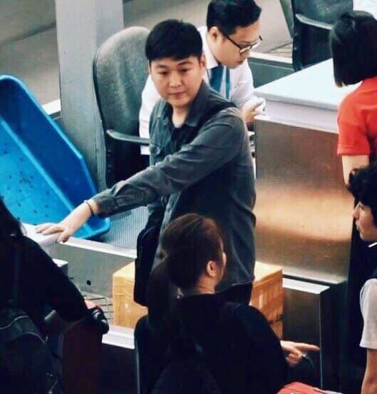 Nam chính sở hữu vẻ ngoài lịch lãm, thành đạt, được nhận xét là rất hợp với "chị đẹp".