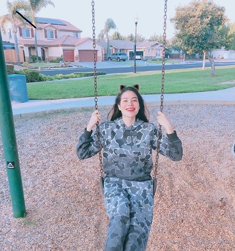 Chưa rõ Hoa hậu Phạm Hương có chuẩn bị về Việt Nam thật hay không nhưng nhiều người hâm mộ bày tỏ mong muốn được gặp người đẹp sau một thời gian dài vắng bóng.