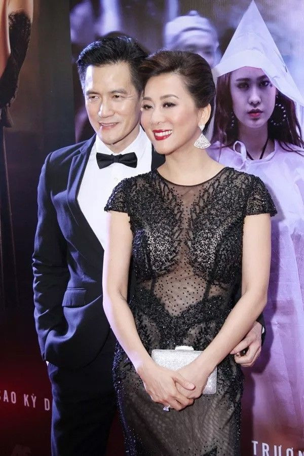 Bạn trai Việt Kiều luôn ở bên cạnh Kỳ Duyên trong mỗi chuyến lưu diễn. Anh cũng không áp đặt bạn gái phải kết hôn với mình khi cô chưa nghĩ tới. Điều đó khiến nữ MC cảm thấy không bị áp lực trong hôn nhân.