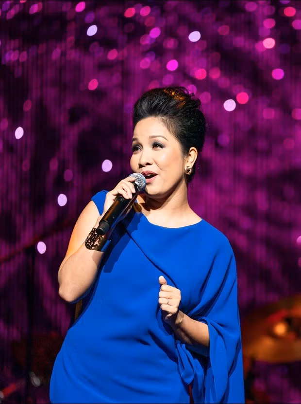 Qua mấy chục năm cống hiến cho nghệ thuật, giọng ca sinh năm 1975 được mệnh danh là ngọn lửa bền bỉ giữa thăng trầm nhạc Việt nhờ tài năng và tầm ảnh hưởng của mình.